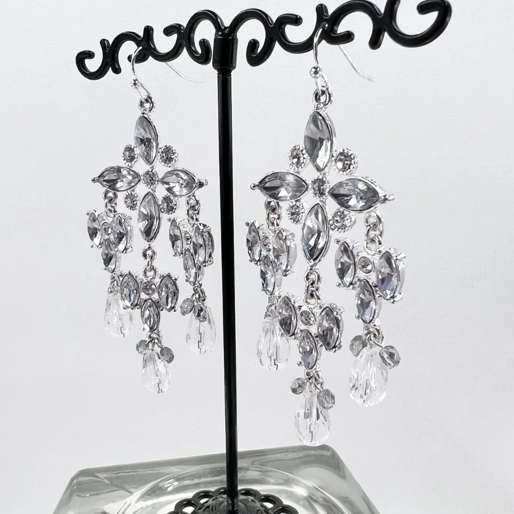 NWOT - Stunning Shiny Silver Tone Clear Rhinestone Chandelier Fishhook Earrings - Picture 2 of 5